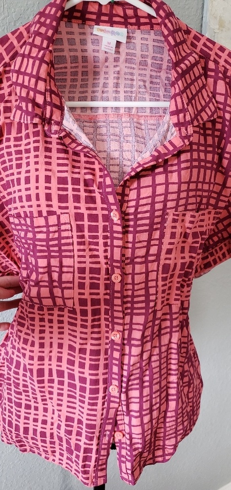 Lularoe shirt